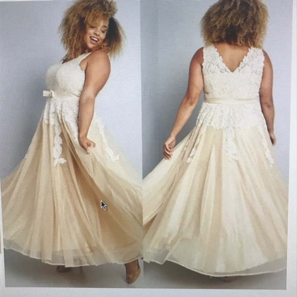 Modcloth Lace Bodice Maxi Dress in Champagne